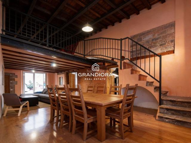 Piso en venta en Barcelona, St. Pere Sta. Caterina El Born. Gótico 280m Premium. Techos 5m. Alto Potencial. Pisos.