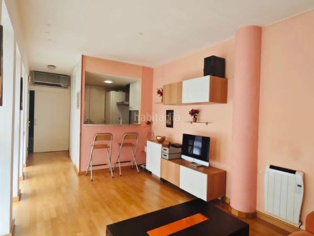 Piso en venta en Barcelona, St. Pere Sta. Caterina El Born. particular vende piso reformado con ascensor y conserjeria en pleno born. Pisos.