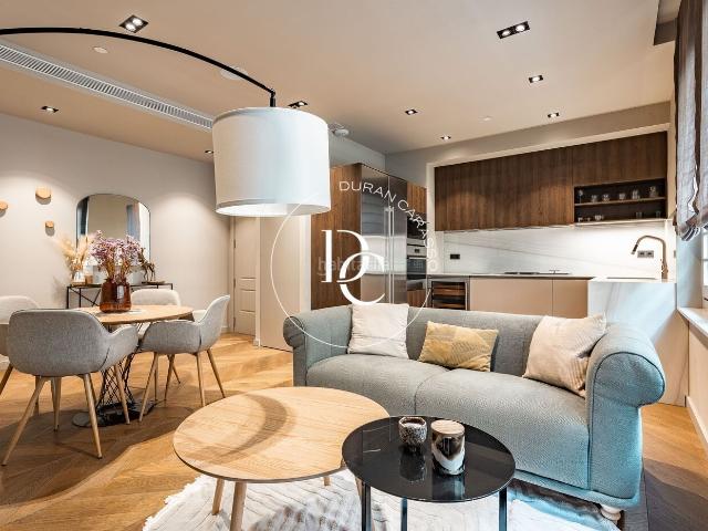 Piso en venta en Barcelona, St. Pere Sta. Caterina El Born. Piso de 88 m2 en venta en Born, Barcelona. Pisos.