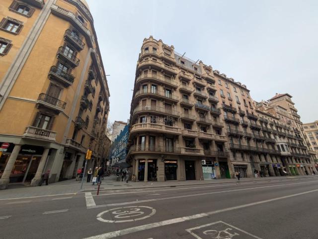 Piso en venta en Barcelona, St. Pere Sta. Caterina El Born. Piso señorial en Vía Laietana. Pisos.