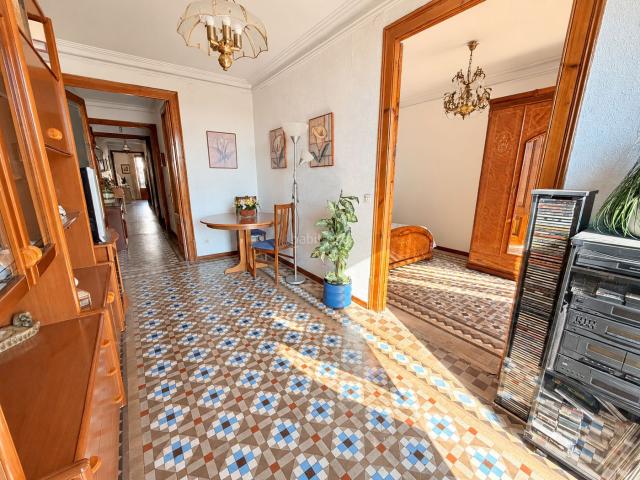 Piso en venta en Barcelona, St. Pere Sta. Caterina El Born. Pisos.