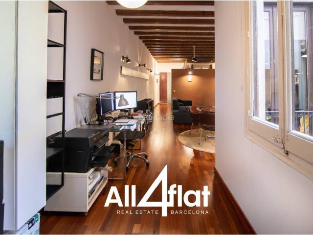Piso en venta en Barcelona, St. Pere Sta. Caterina El Born. VIVE EN UNO DE LOS BARRIOS CON MÁS PERSONALIDAD DE BARCELONA, EL BORN ENCANTO, LUZ NATURAL Y UBICACIÓN PRIVILEGIADA. Pisos.