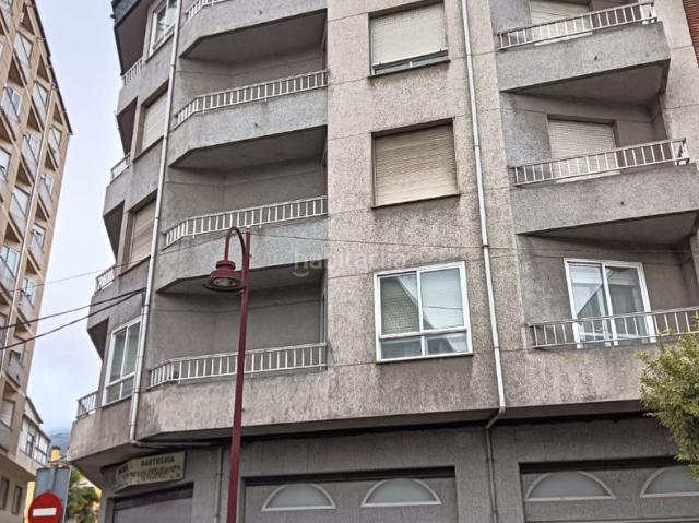 Piso en venta en Barco de Valdeorras O. Amplio piso con balcón en O Barco de Valdeorras. Pisos Barco de Valdeorras.
