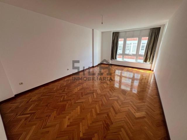 Piso en venta en Barco de Valdeorras O. Pisos Barco de Valdeorras.