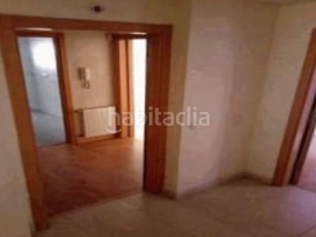 Piso en venta en Bargas. VENTA EN RENTABILIDAD INMUEBLE ALQUILADO SIN ACCESO AL INTERIOR. Pisos.