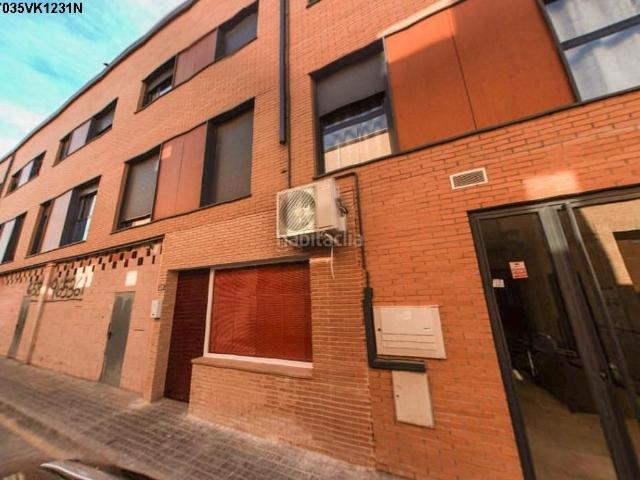 Piso en venta en Bargas. Se vende Piso Garaje ALQUILADS en Calle Comercio 5 Bargas, Toledo. Pisos.