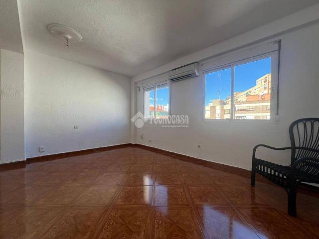 Piso en Venta en Barrio de Delicias