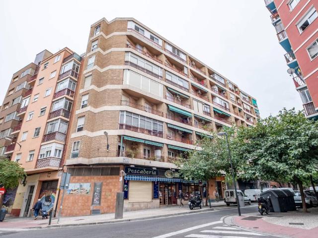 Piso en Venta en Barrio de Delicias
