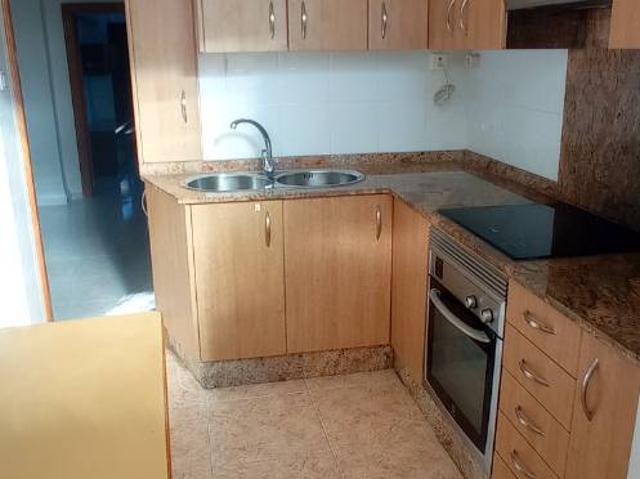 Piso en Venta en Barrio de Peral San Félix
