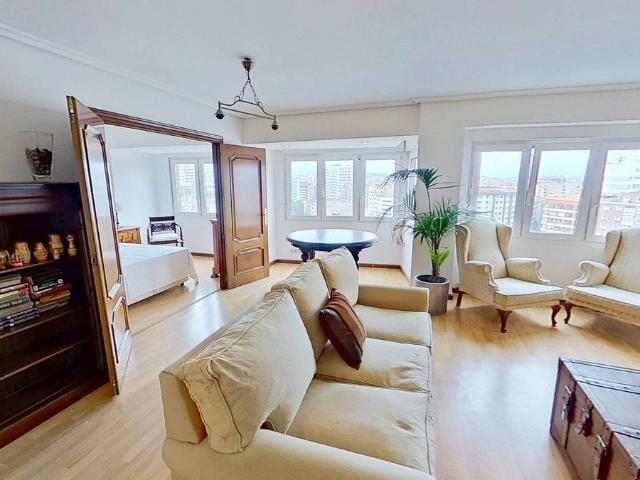 Piso en Venta en Barrio del Centro