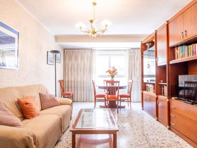 Piso en Venta en Barrio del Ave