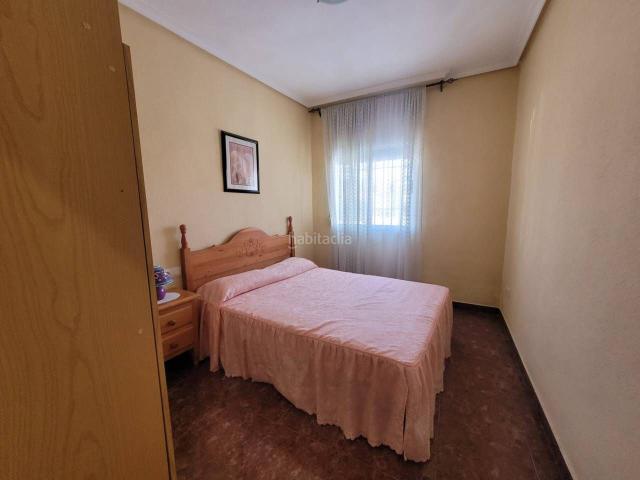 Piso en venta en Baza. Venta de piso de 3 habitaciones en Baza. Pisos.