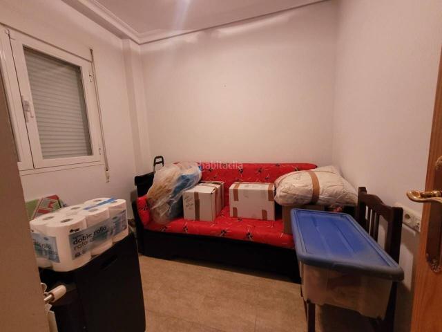 Piso en venta en Baza. Venta de piso en Baza, amplio y bien conservado. Pisos.