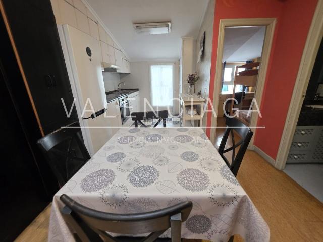 Piso en venta en Beasain. vivienda en el centro de Beasain con terraza. Pisos.