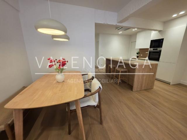 Piso en venta en Beasain. Vivienda recién reformada en pleno centro San Inazio. Pisos.
