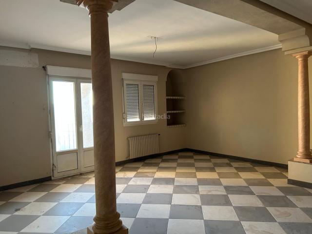 Piso en venta en Begíjar. Piso en venta en c. pedro perez, 54, Begijar, Jaén. Pisos.