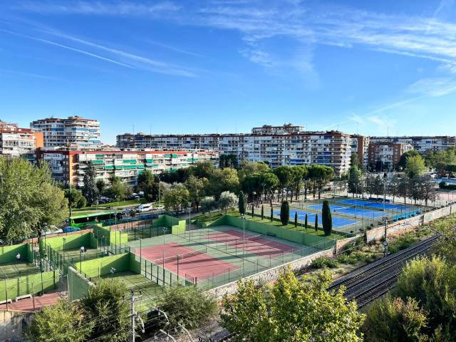 Piso en Venta en Bellavistas Hipercor