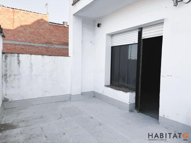 Piso en venta en Bellpuig. Edifici complet en venda al centre de Bellpuig Gran oportunitat dinversió amb rendibilitat immediata. Pisos.