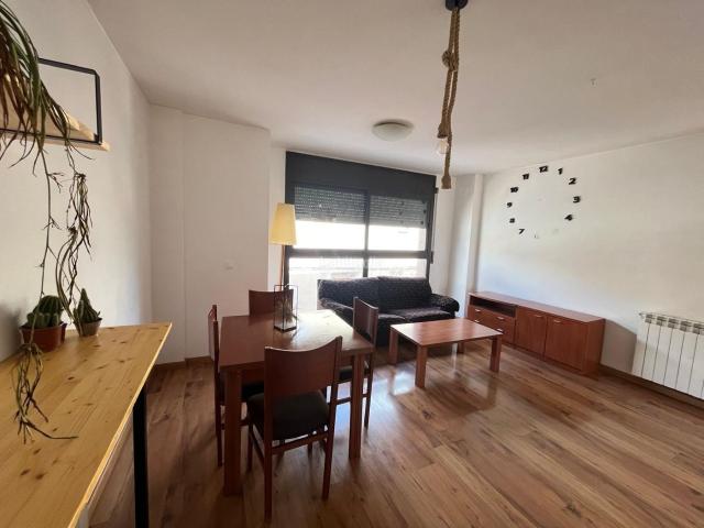 Piso en venta en Bellpuig. Pis en venda per invertir a Bellpuig. Pisos.