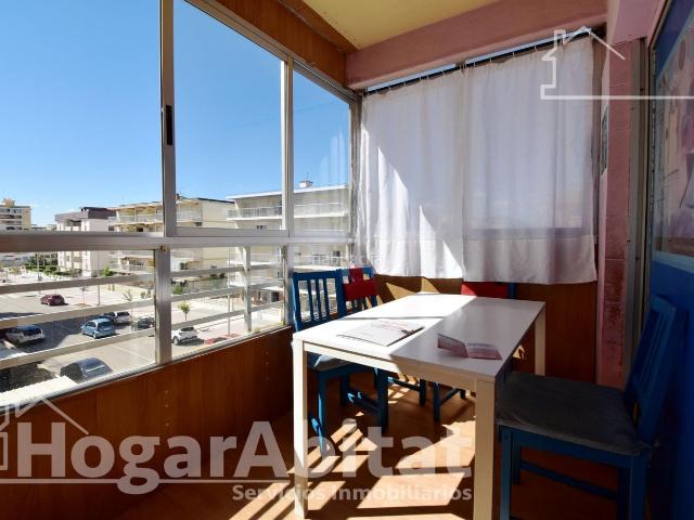 Piso en venta en Bellreguard. PRIMERA LINEA DE LA PLAYA! CON PISCINA Y TERRAZA CON VISTAS AL MAR. Pisos.