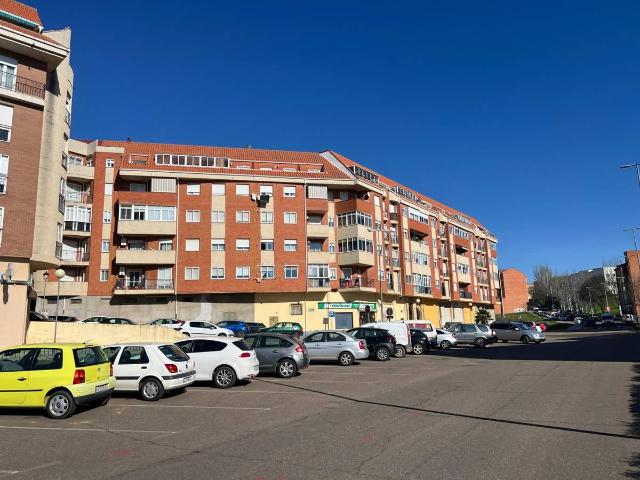 Piso en Venta en Benavente