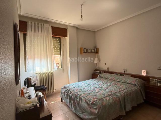 Piso en venta en Benavente. VENTA PISO AVENIDA MARAGATOS. Pisos.