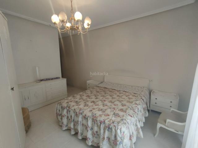 Piso en venta en Benavente. Vivienda muy soleada y luminosa. Pisos.