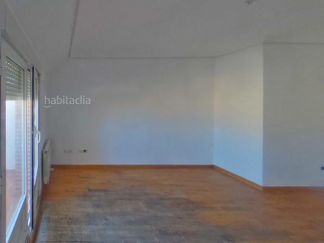 Piso en venta en Benavente. Pisos.