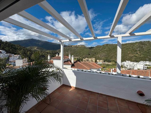 Piso en Venta en Benahavís pueblo