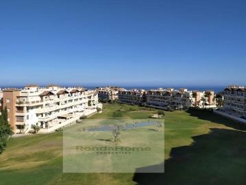 Piso en venta en Benalmádena, Málaga Costa del Sol