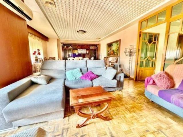 Piso en Venta en Benetússer