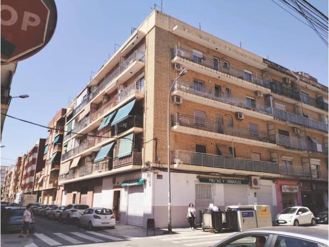 Piso en Venta en Benetússer