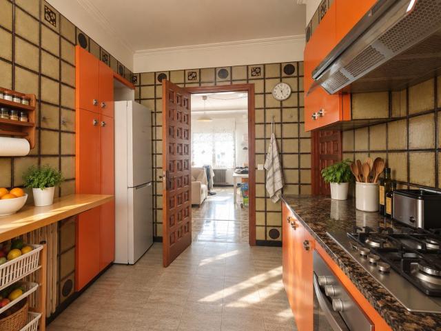 Piso en venta en Besalú. Piso en venta en Besalu, 4 dormitorios. Pisos.
