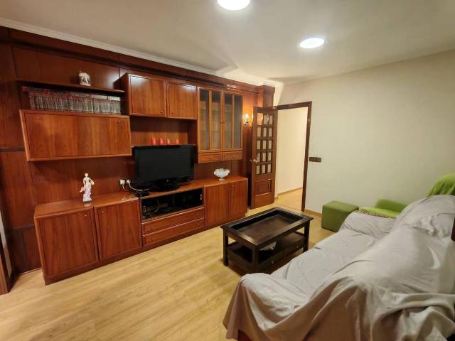 Piso en Venta en Berbés Peritos