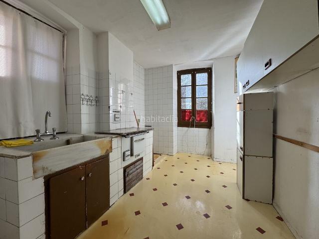 Piso en venta en Bergara. PISO AMPLIO EN OSINTXU. PRECIO MUY ECONÓMICO. Pisos.