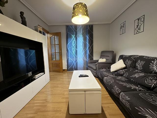 Piso en venta en Bergara. PISO AMPLIO EN MUY BUEN ESTADO Y A PRECIO ECONÓMICO EN OSINTXU. Pisos.