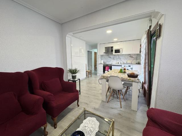 Piso en venta en Bergara. PISO REFORMADO, EXTERIOR Y SOLEADO EN EL CENTRO. Pisos.
