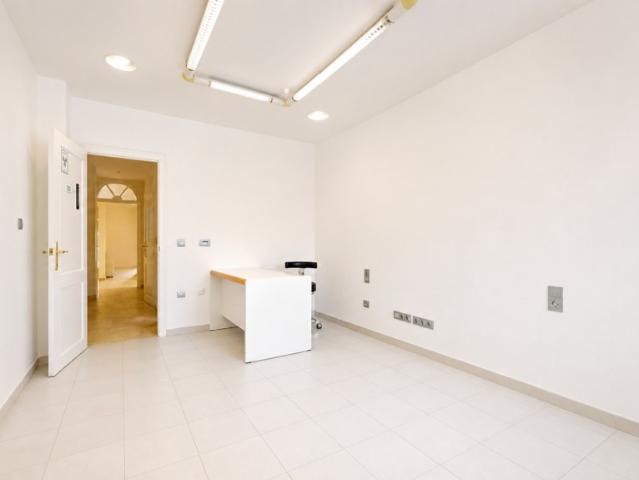 Piso en Venta en Berja Almería