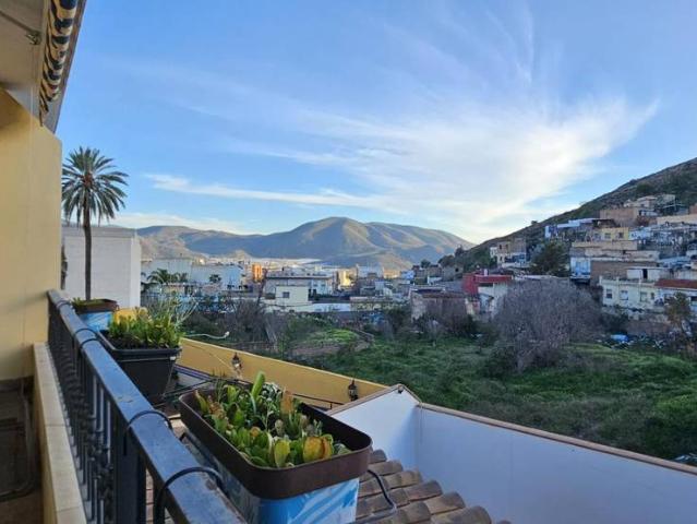Piso en Venta en Berja