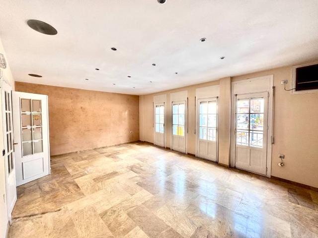 Piso en Venta en Berja