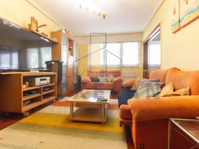 Piso en venta en Berriz. Vivienda de 4 habitaciones con garaje, camarote y ascensor en Berriz. Pisos.