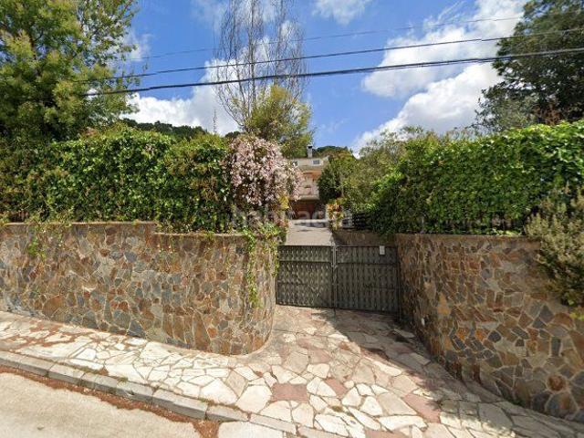 Piso en venta en Bigues i Riells del Fai. Chalet adosado en venta en urb Can Regasol. Pisos Bigues i Riells del.