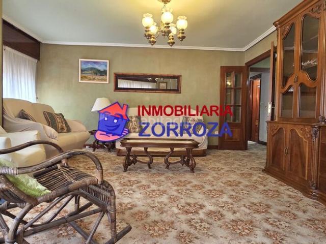Piso en venta en Bilbao, Zorrotza. SE VENDE PISO EN EL CENTRO DE ZORROZA. Pisos.