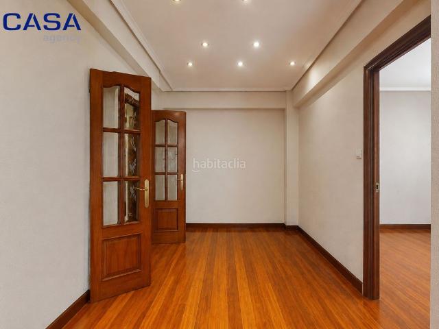 Piso en venta en Bilbao, Ibarrekolanda. ESTUDIO SANI 2020 SL PONE A LA VENTA ESTA OPORTUNIDAD EN IBARREKOLANDA!. Pisos.
