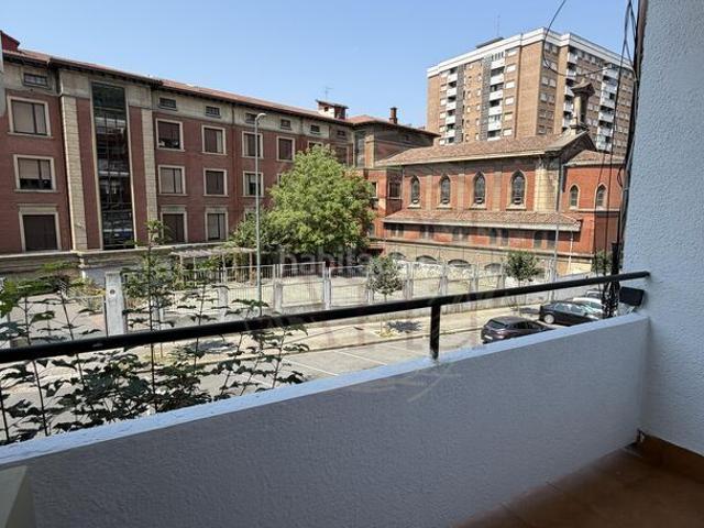 Piso en venta en Bilbao, Ibarrekolanda. Piso en venta en Sarriko. Pisos.