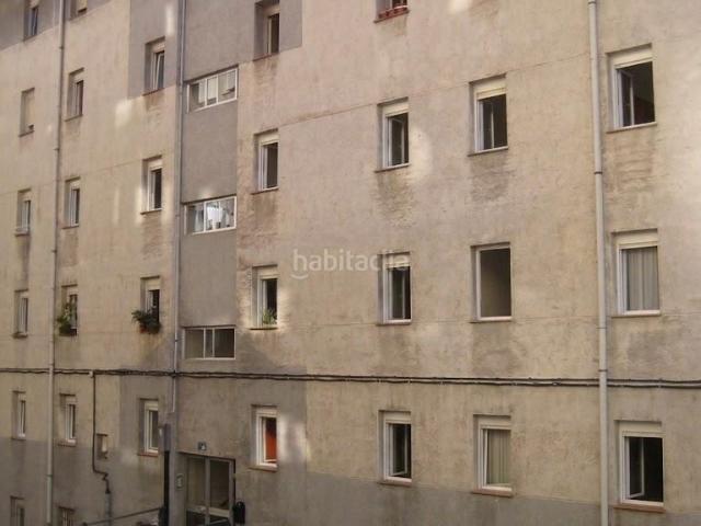 Piso en venta en Bilbao, Otxarkoaga. Piso sin posesión en Bilbao. Pisos.