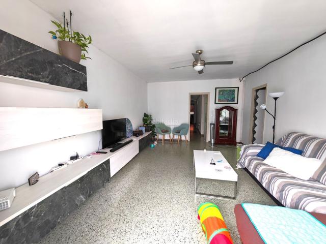 Piso en venta en Blanes, Els Pavos Costa Brava. PISO AMPLIO ZONA PAVOS. Pisos.