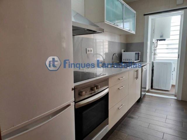 Piso en venta en Blanes, Els Pins Costa Brava. Piso en venta en La Plantera con licencia turística. Pisos.