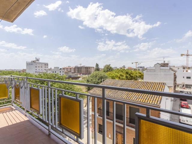 Piso en Venta en Bonrepòs i Mirambell
