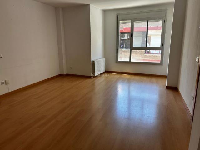 Piso en venta en Borges Blanques Les. PISO 3 DORMITORIOS+PÁRQUING+TRASTERO. Pisos Borges Blanques.